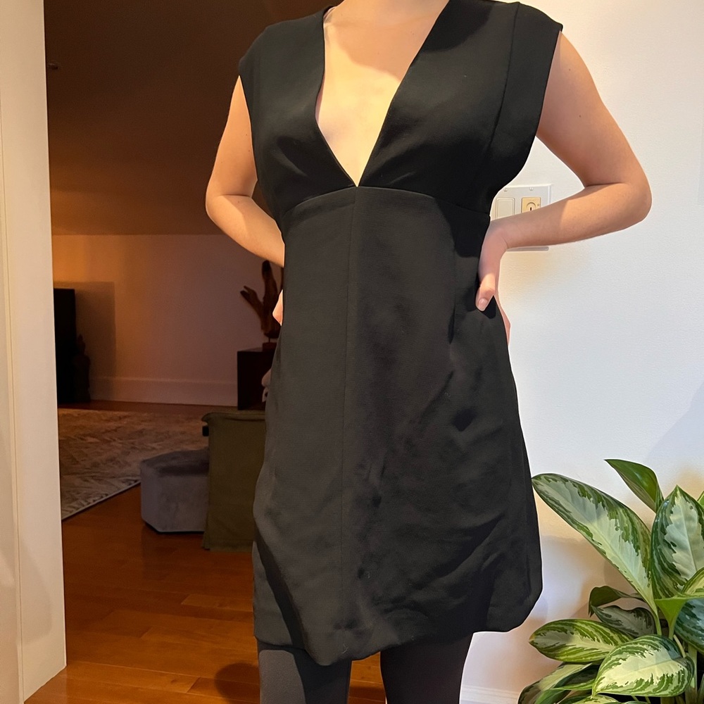 Wilfred Aritzia Ternier black dress